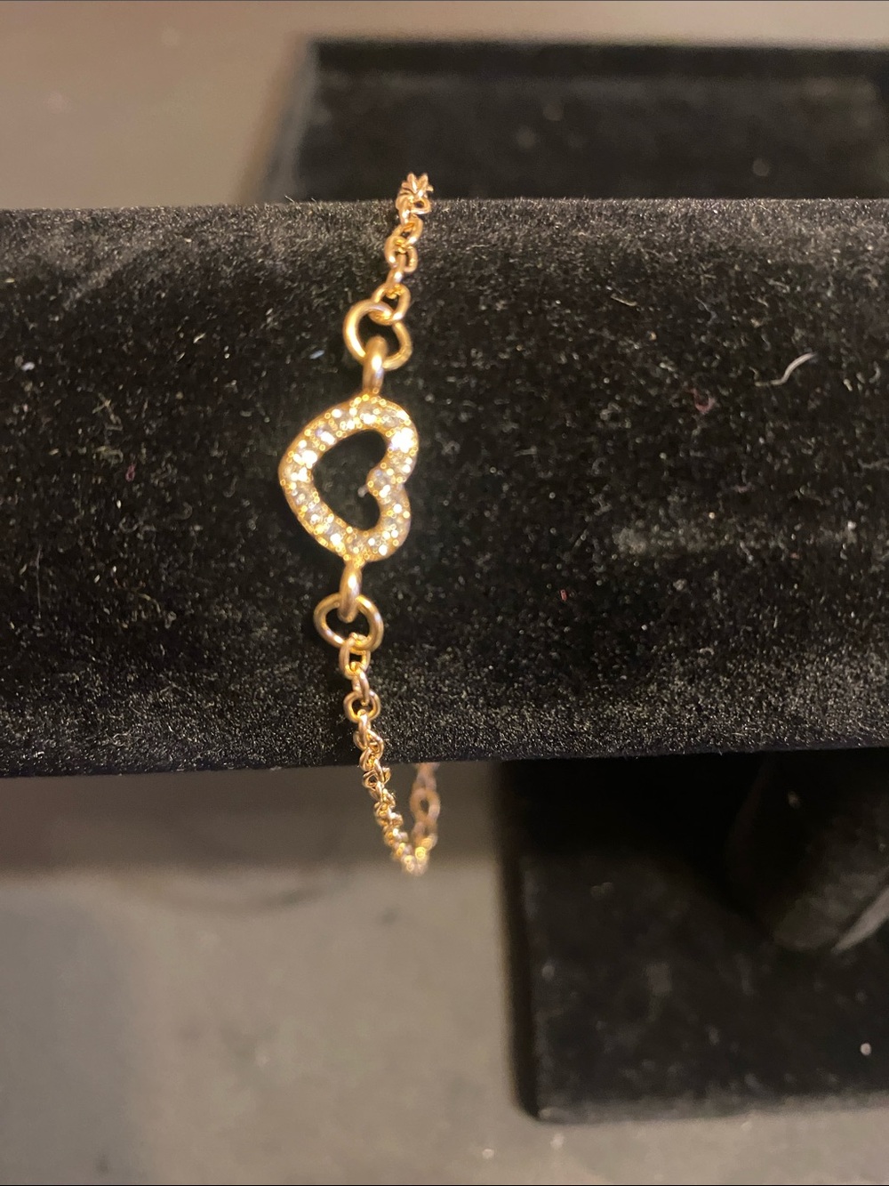 Gold Heart Pavé Bracelet - Women Jewelry